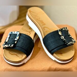 Black Sam Edelman slides.